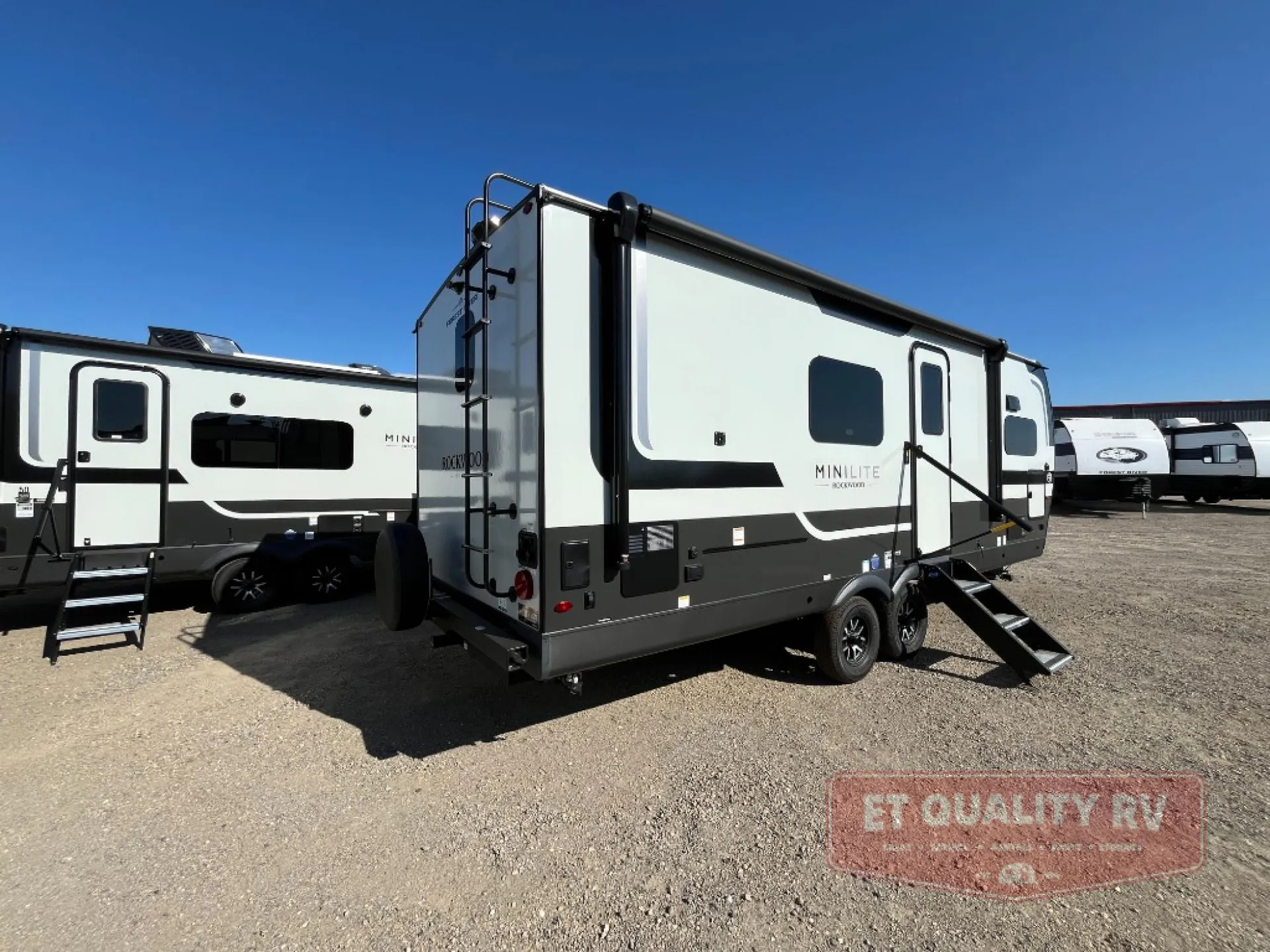2027 Forest River Rockwood Mini Lite 2523MBR — Photo 7
