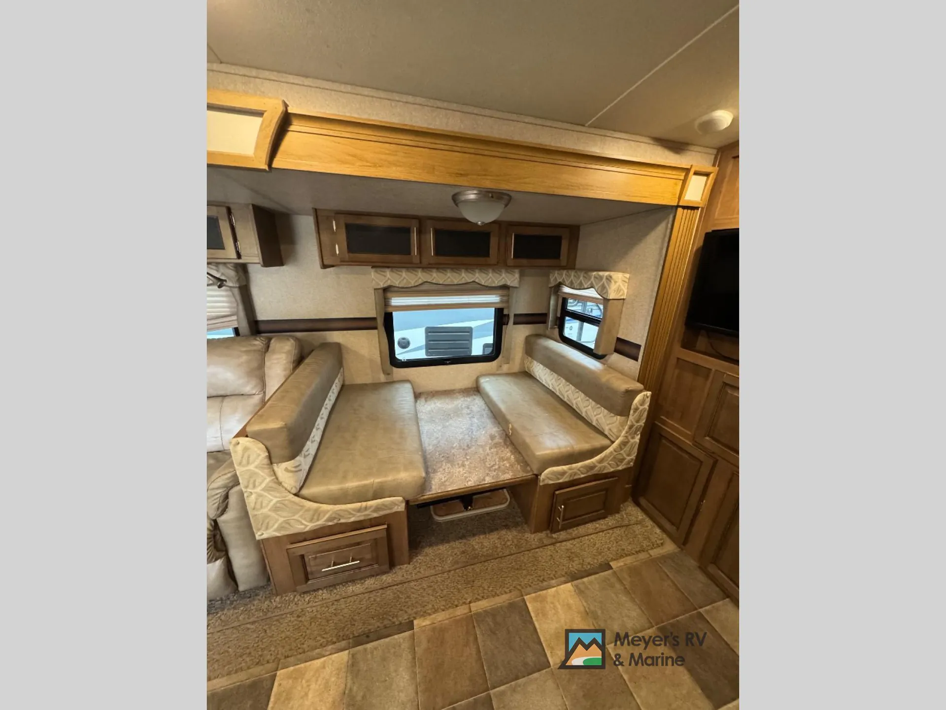 2017 Forest River Flagstaff Super Lite 26RLWS — Photo 7