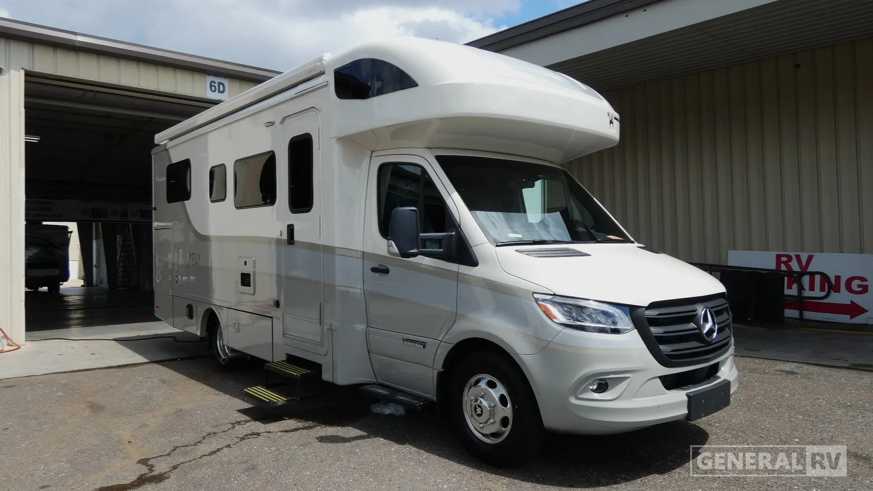 2027 Winnebago View 24R - Photo 2