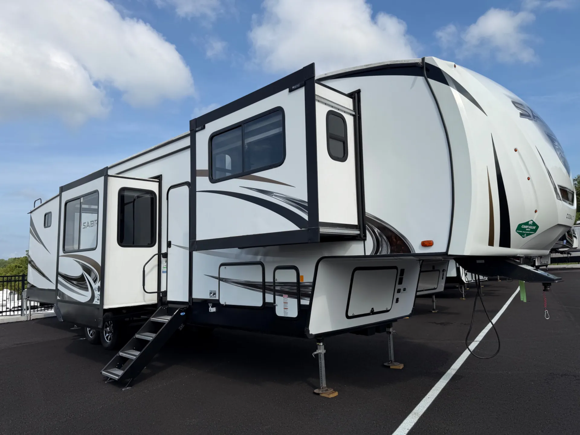 2021 Forest River Sabre 37FLH