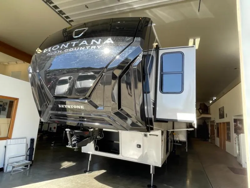 2026 Keystone RV Montana High Country 300RK - Photo 4