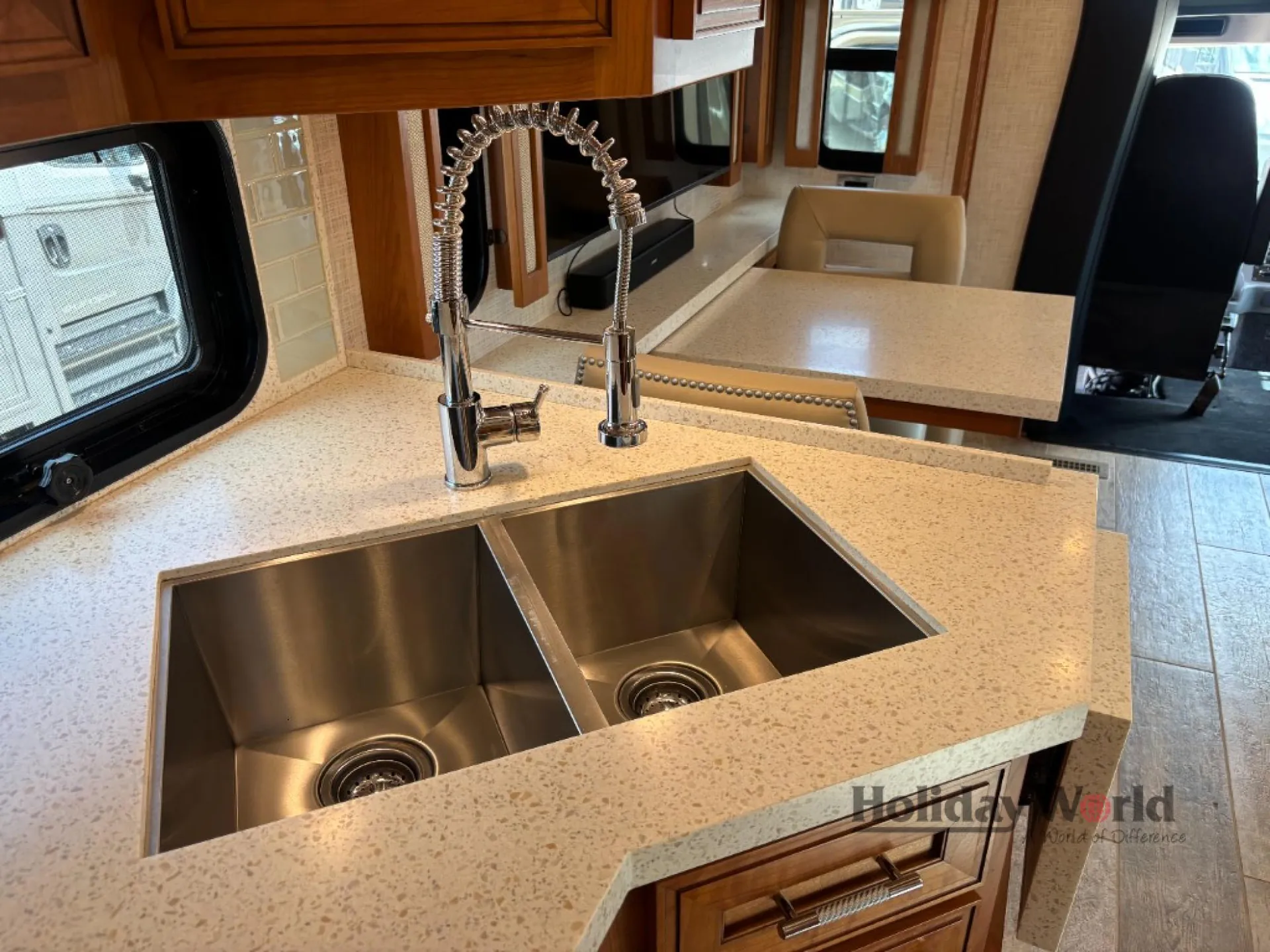 2020 Newmar Super Star 4051 - Photo 3