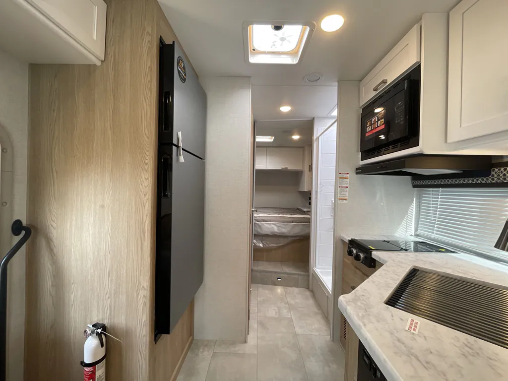 2026 Thor Motor Coach Freedom Elite 28HZ, Photos photo 16