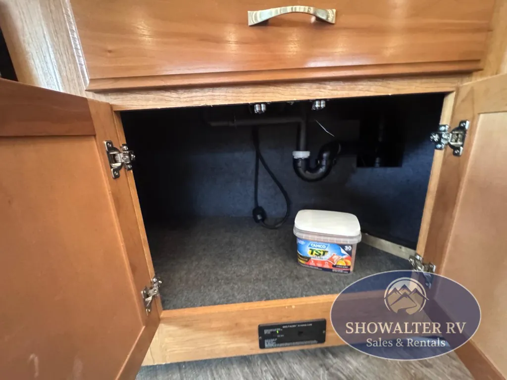 2016 Fleetwood Pace Arrow LXE 38K, Photos photo 27