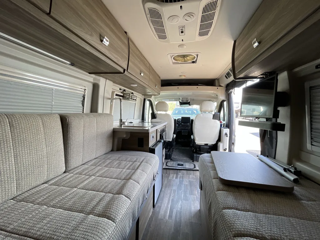2024 Winnebago Travato 59KL, Photos photo 2