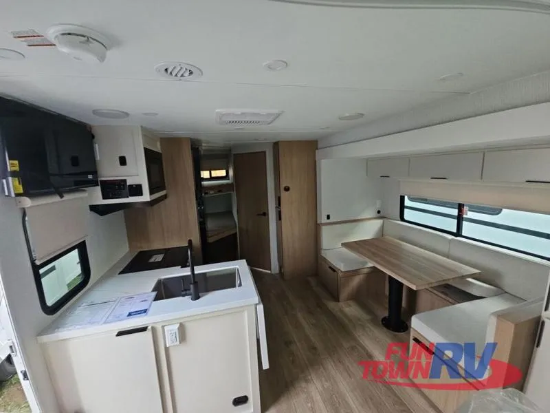 2026 Winnebago Thrive 22MBH - Photo 3