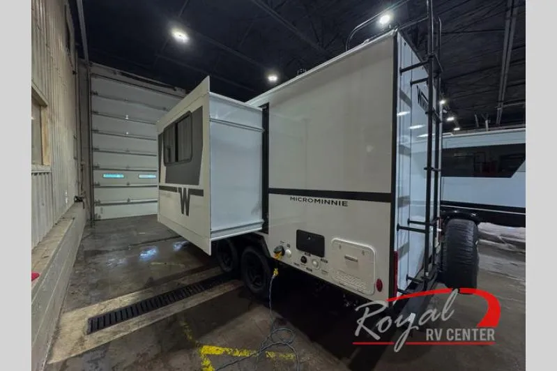 2026 Winnebago Micro Minnie 2108TB - Photo 4