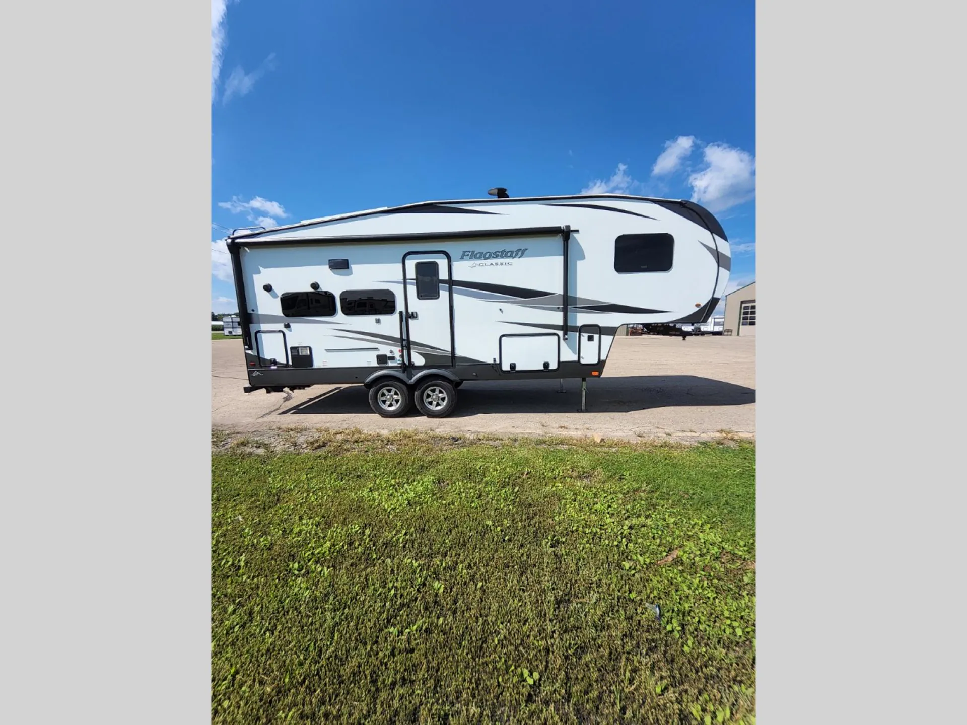 2023 Forest River Flagstaff Super Lite 524EWS - Photo 4