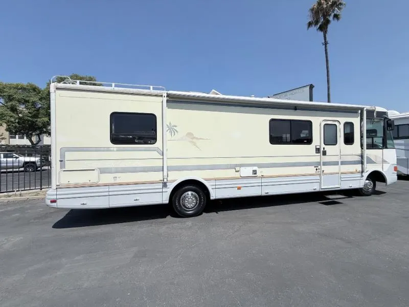1993 National RV Sea Breeze Used    133 - Photo 2