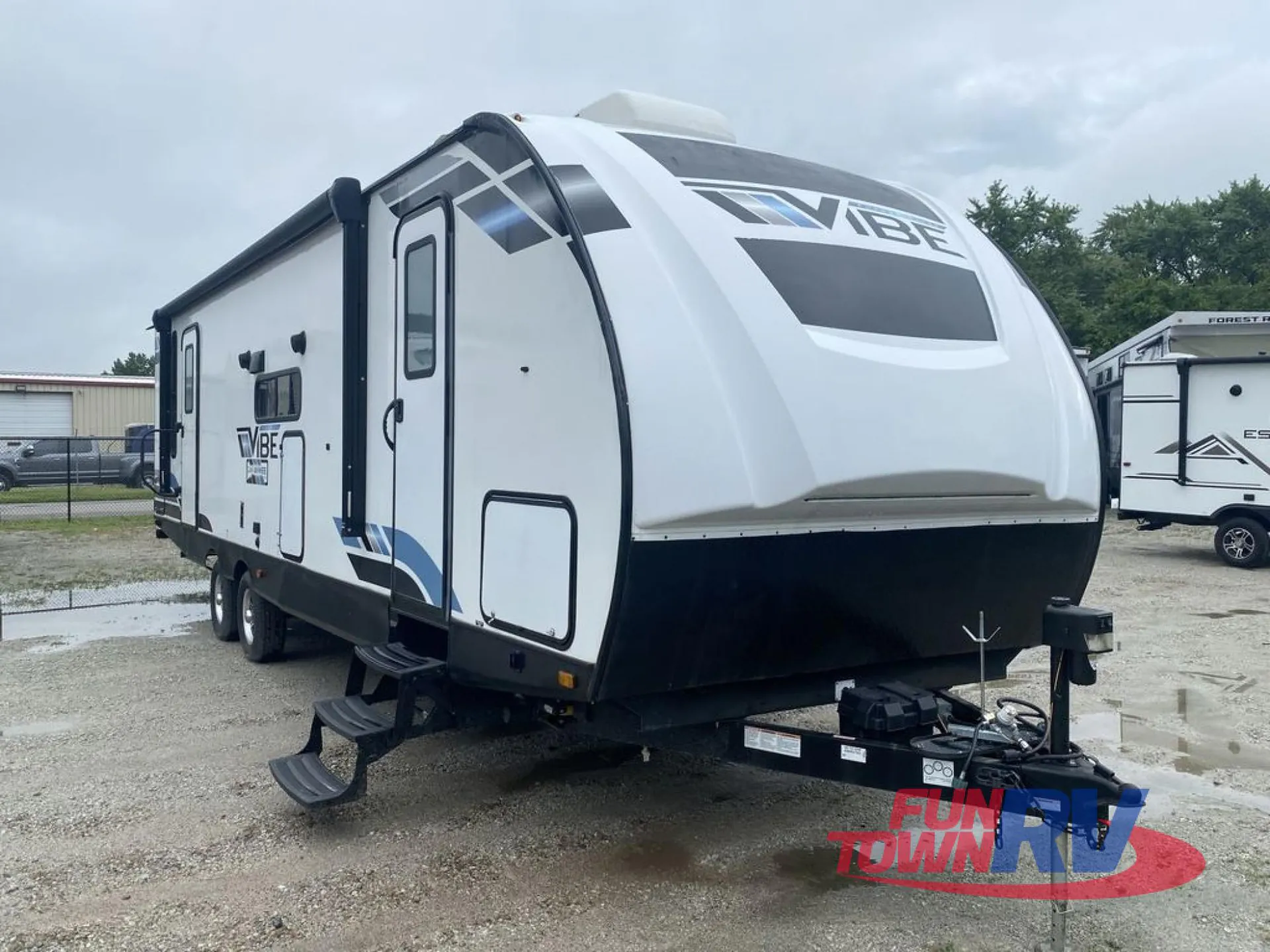 2021 Forest River Vibe 32MS dealer photo 1 from Fun Town RV