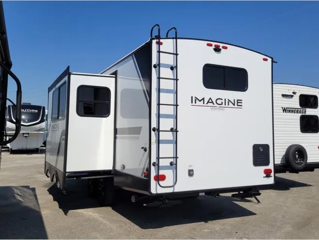 2026 Grand Design Imagine 2300MK - Photo 4