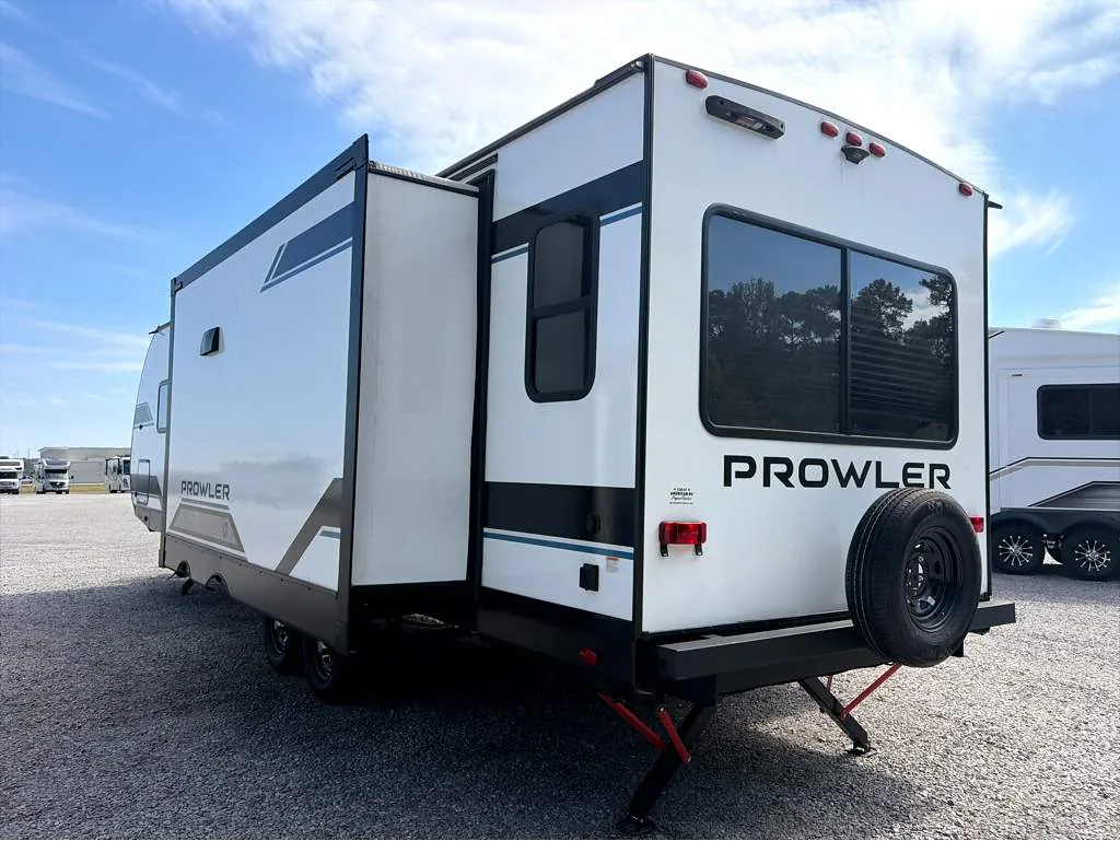 2025 Heartland Prowler 3009RL - Photo 4