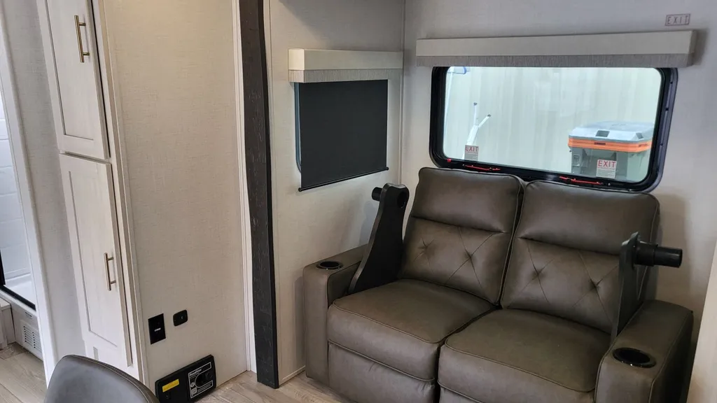 2026 Forest River R-Pod Un-Mapped 22RB, Photos photo 10