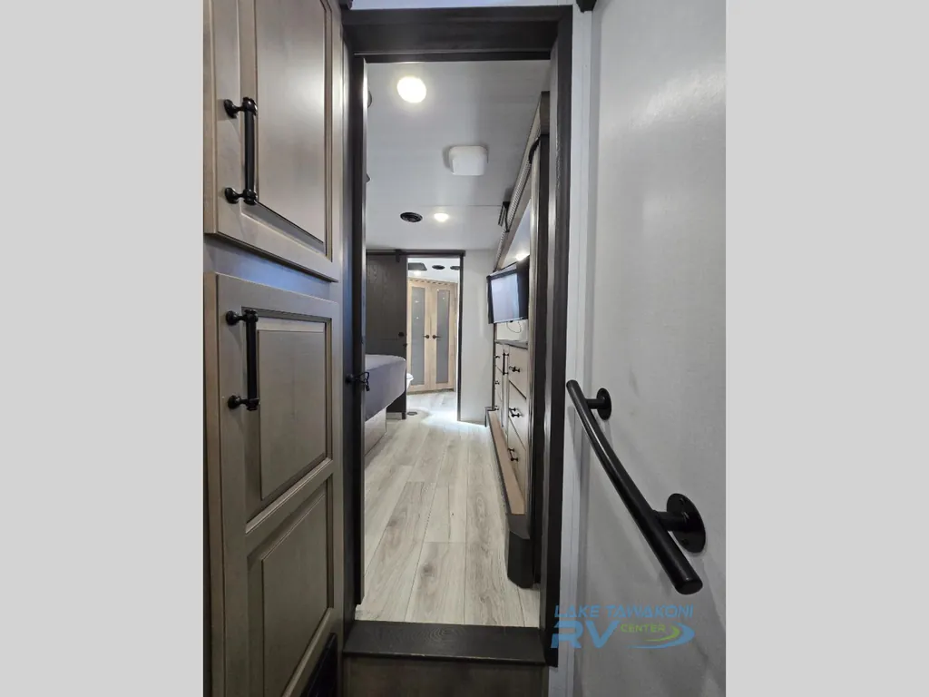 2024 Keystone Montana 3901RK, Photos photo 19