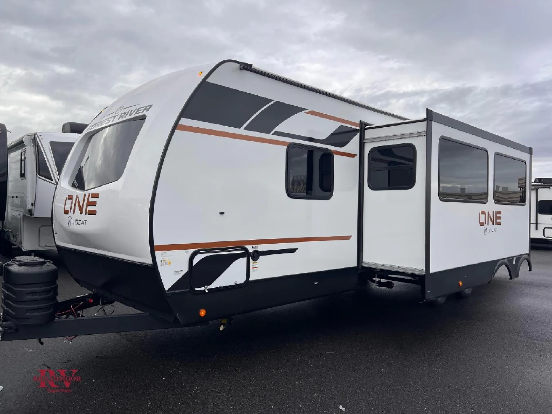 2026 Forest River Wildcat ONE 281QBEDS - Photo 4