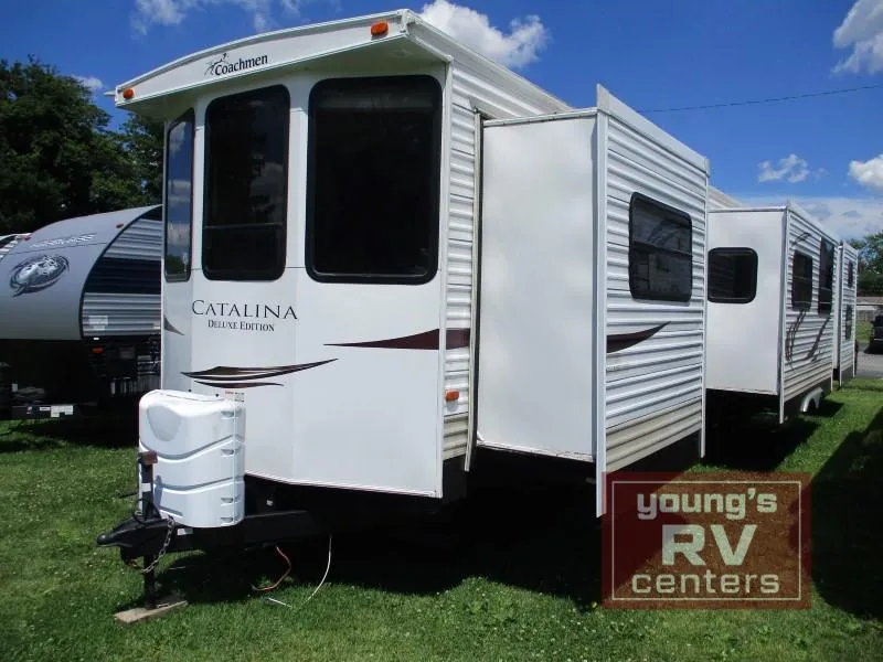 2012 Coachmen RV Catalina Deluxe Edition 40TBS - Main photo