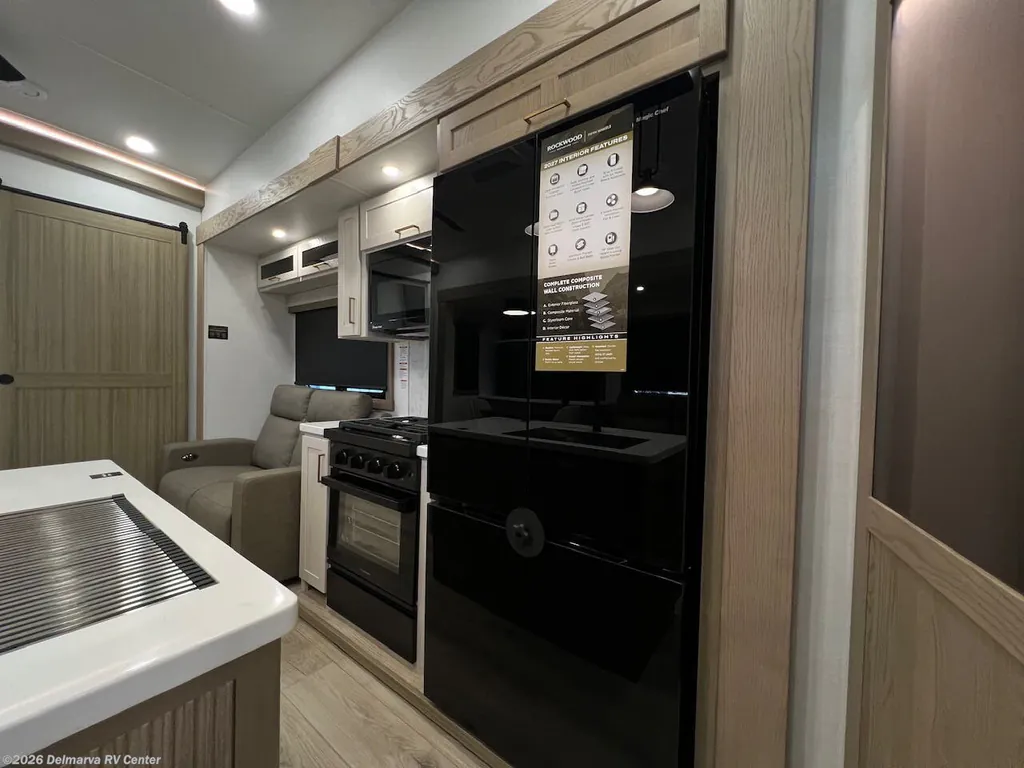 2027 Forest River Rockwood Signature 403SDB, Photos photo 24