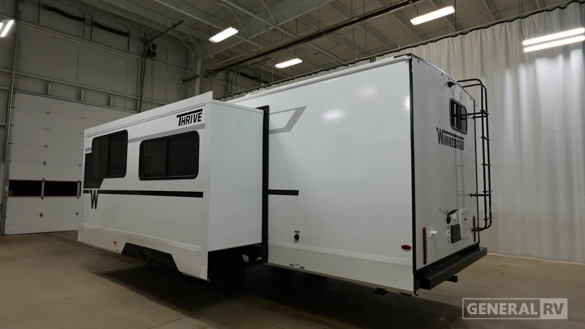 2026 Winnebago Thrive 28BHS - Photo 4