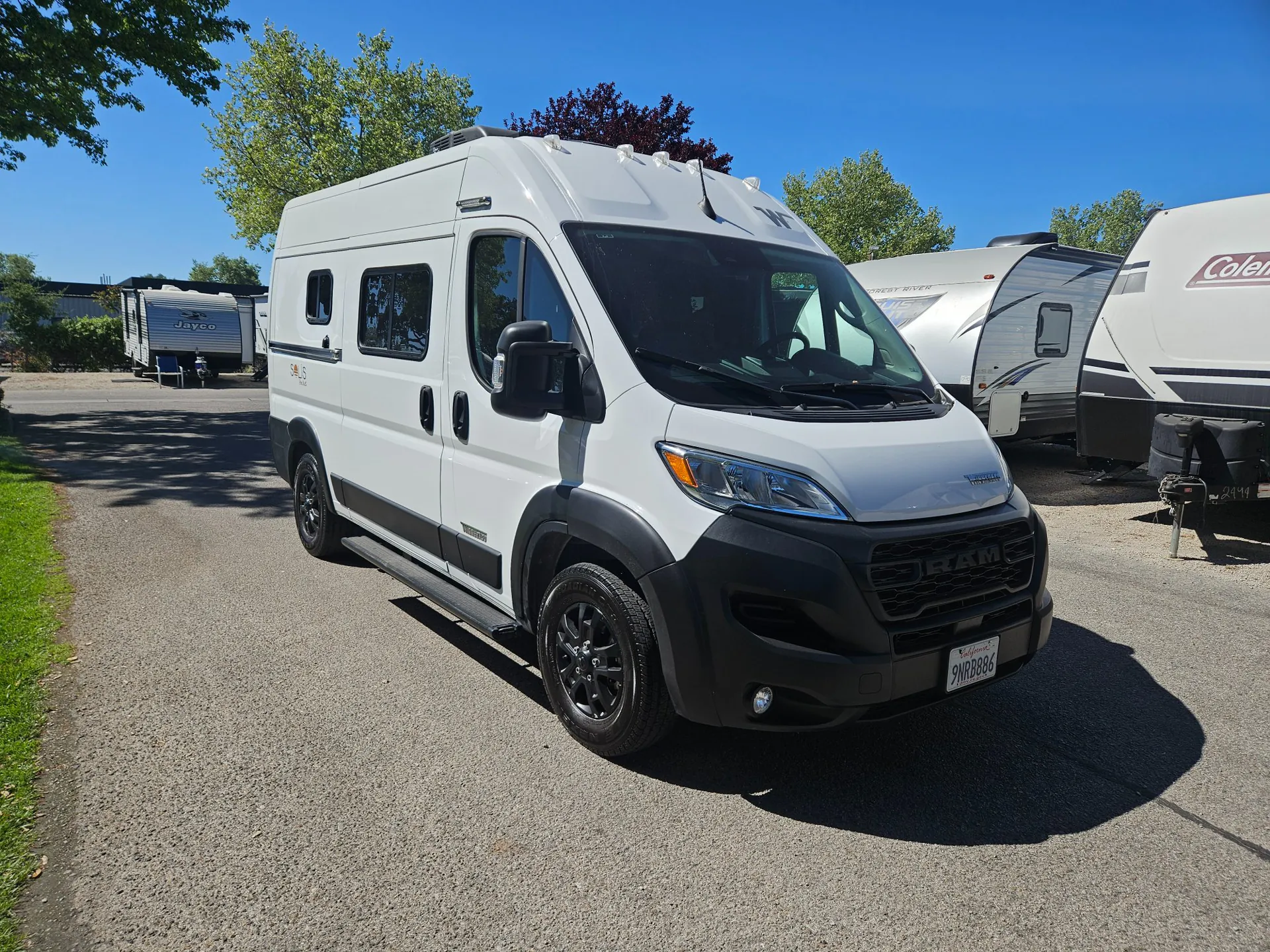 2024 Winnebago Solis Pocket 36B - Photo 2