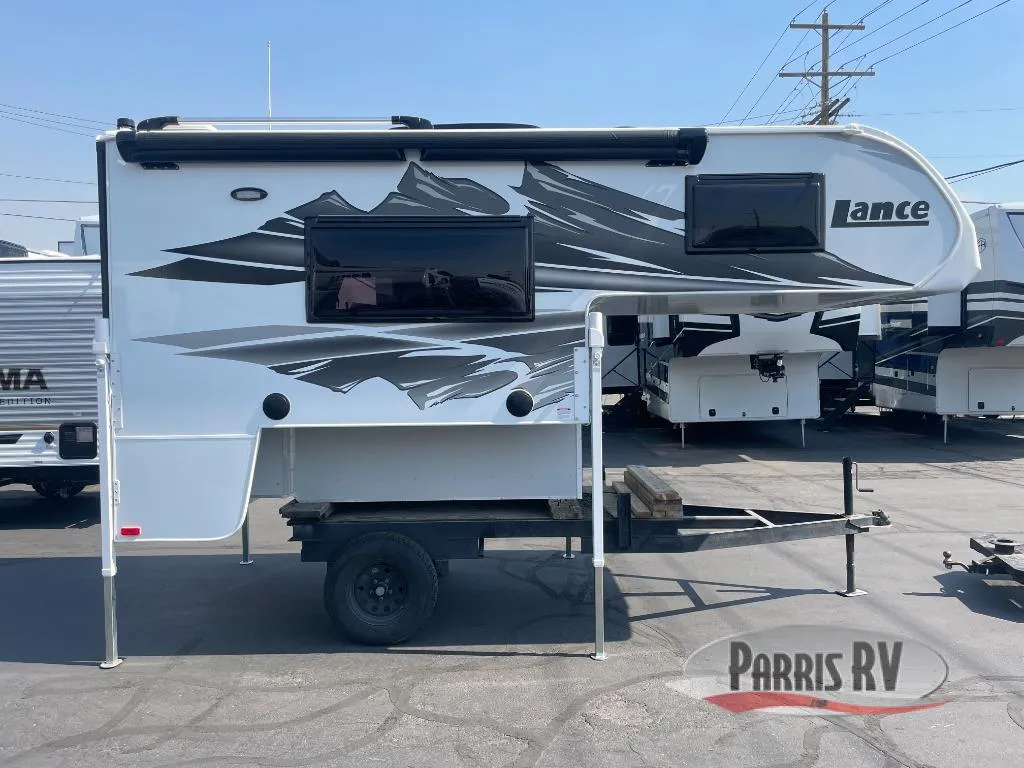 2027 Lance Lance Truck Campers New    825 - Photo 4