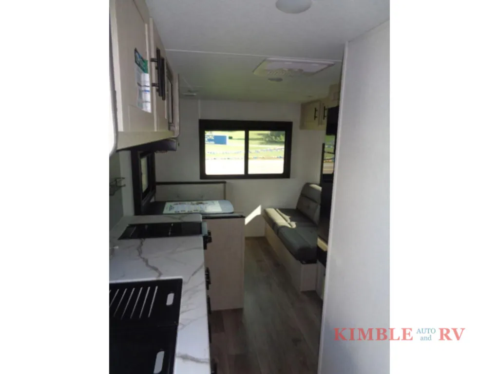 2025 Shasta RVs i-5 Edition 521CK, Photos photo 8