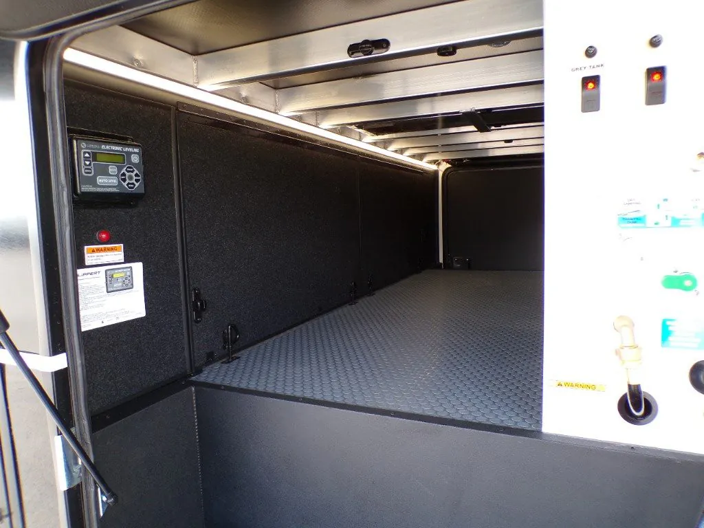 2026 Brinkley Model G 3520, Photos photo 10