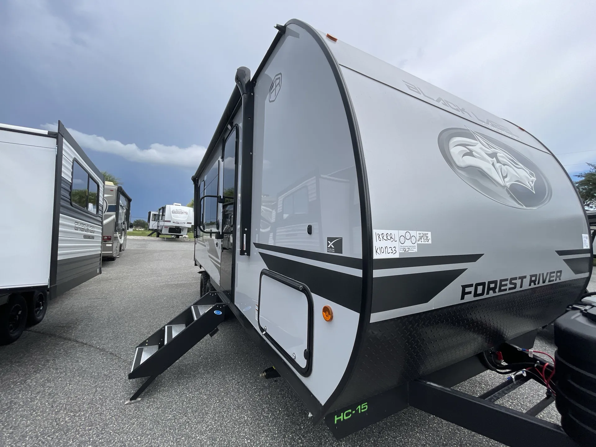 2027 Forest River Cherokee Grey Wolf Black Label 18RRBL