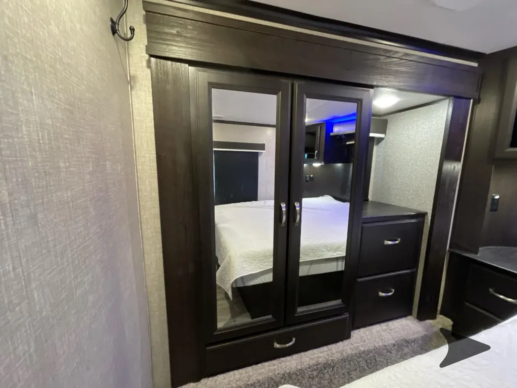 2023 Jayco Seismic Luxury Series 3815, Photos photo 55