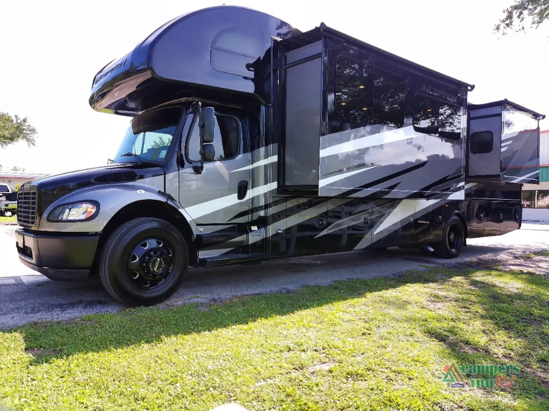 2024 Thor Motor Coach Pasadena 38DA - Photo 4