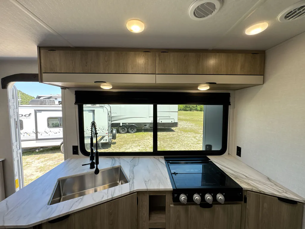 2026 Forest River Airelume 325, Photos photo 9