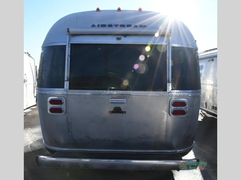 2026 Airstream International 25FB - Photo 4