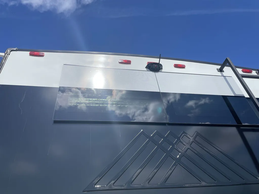 2026 Brinkley Model Z 2810, Photos photo 6