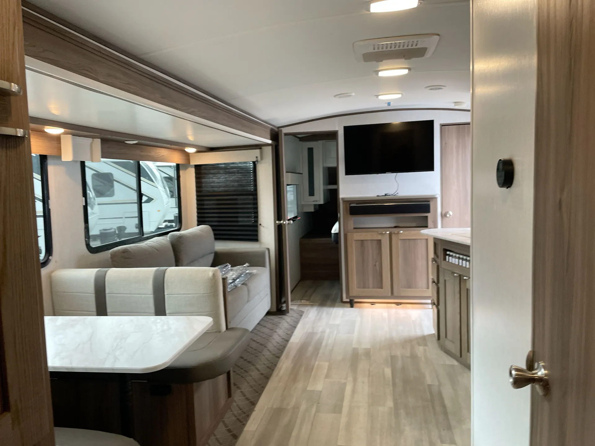 2023 Cruiser RV MPG 2800QB - Photo 4