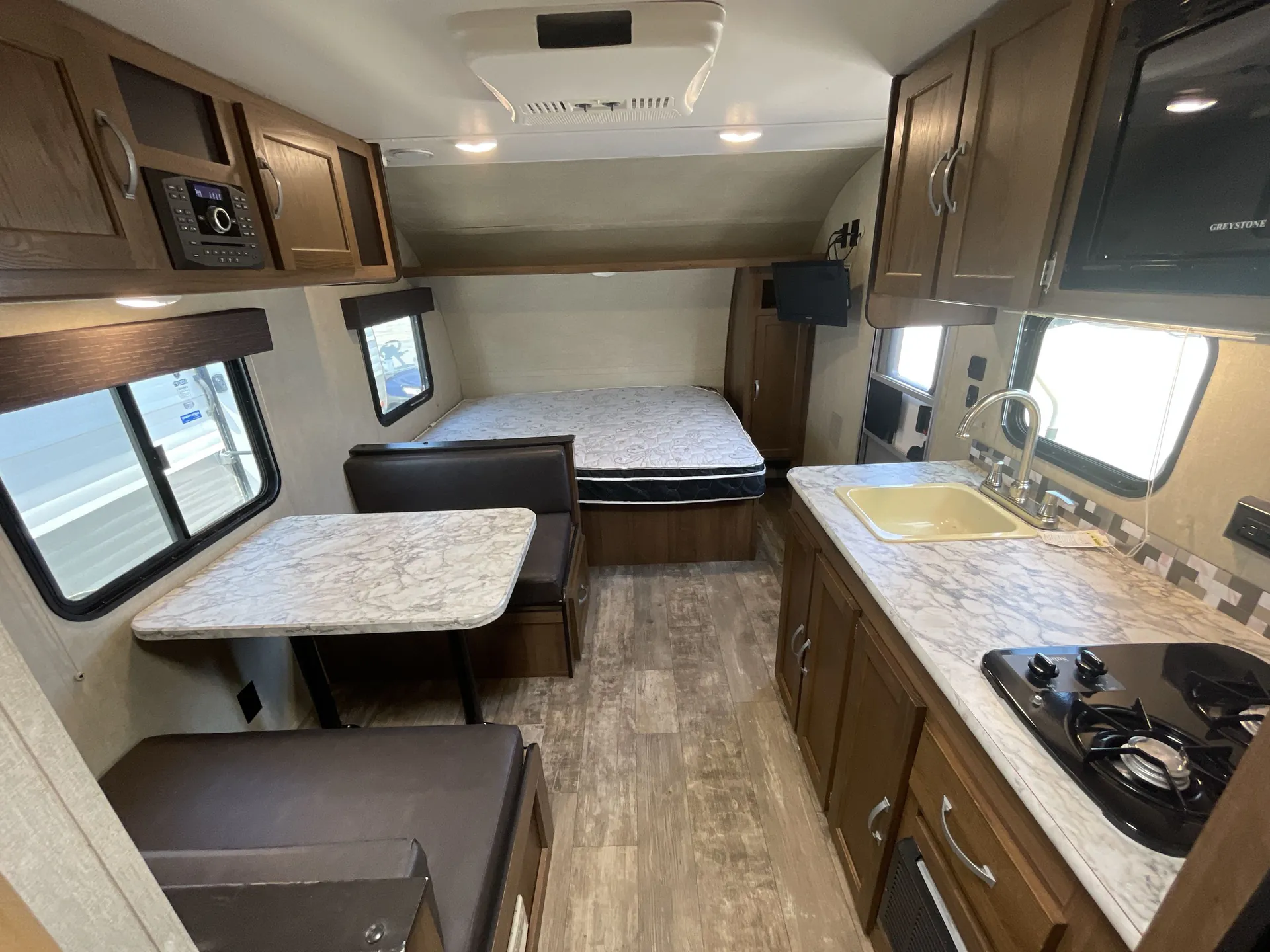 2019 Gulf Stream Ameri-Lite 199DD — living area main