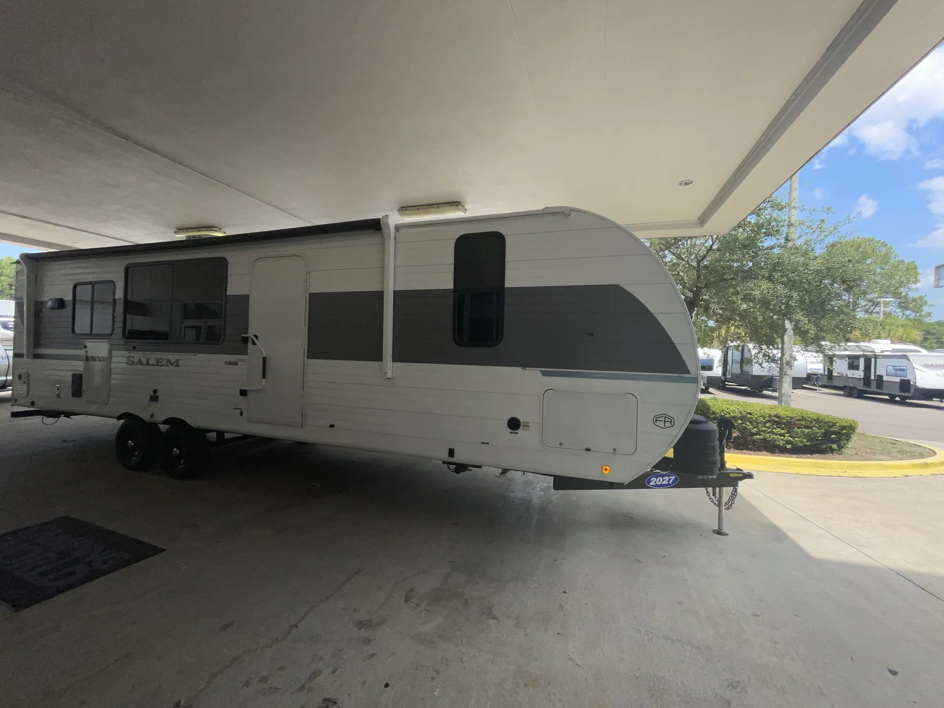 2027 Forest River Salem 27RK — campside