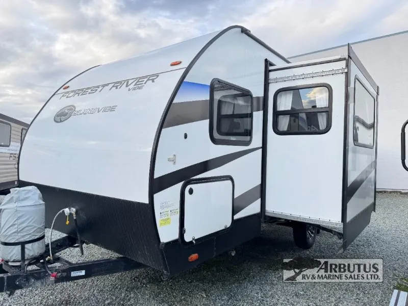 2022 Forest River Vibe 18DB - Photo 4
