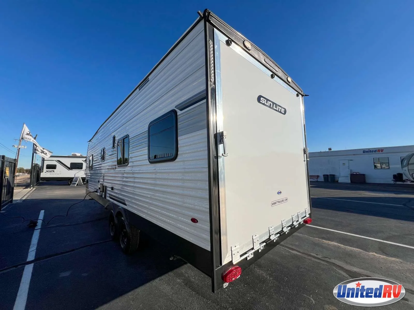 2026 SUNSET PARK RV SUNLITE 27WQB - Photo 4