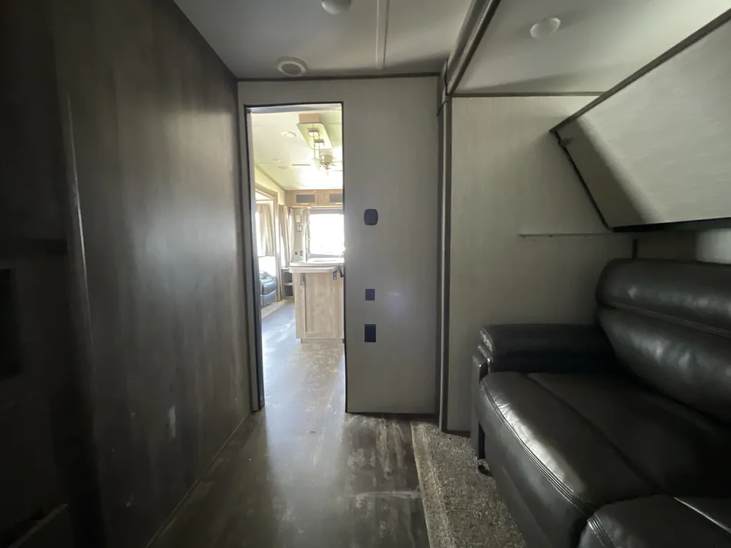 2019 Forest River Sabre 36BHQ, Photos photo 22