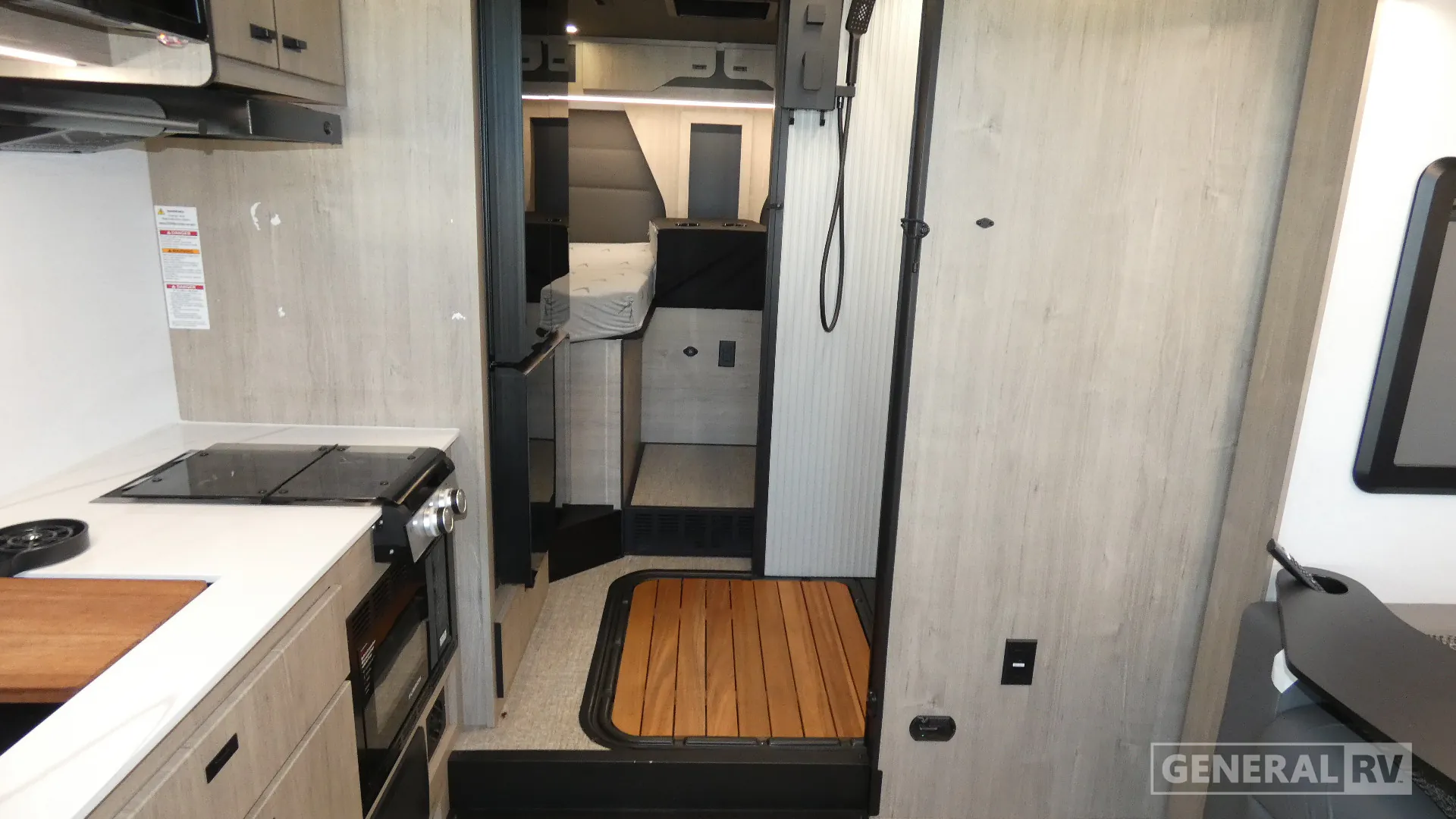2026 Grand Design Lineage Series M 25TK - Photo 3