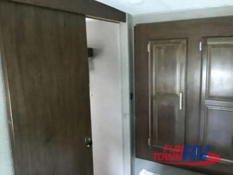 2020 Forest River RV Rockwood Mini Lite 2512S - Photo 3