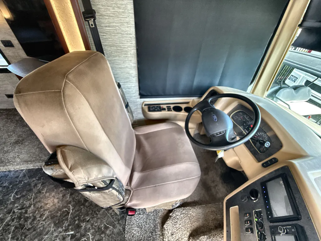2016 Newmar Canyon Star 3914, Photos photo 25