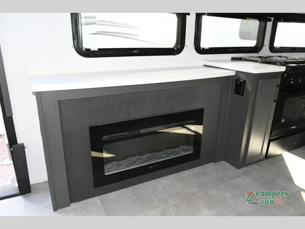2025 Forest River Rockwood Signature R374DBH, Photos photo 13