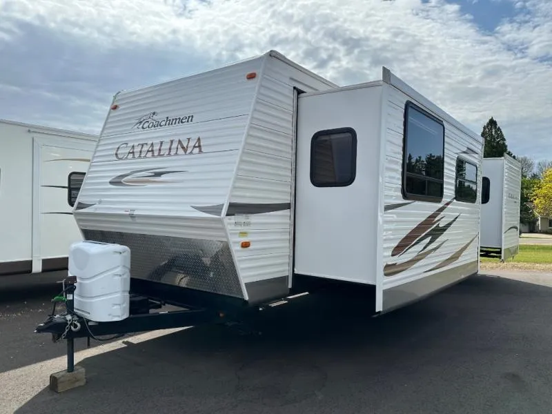 2012 Coachmen Catalina 30FKDS - Photo 3