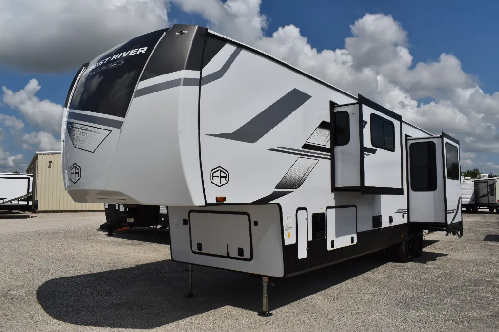 2026 Forest River Sandpiper 3800RK - Photo 4