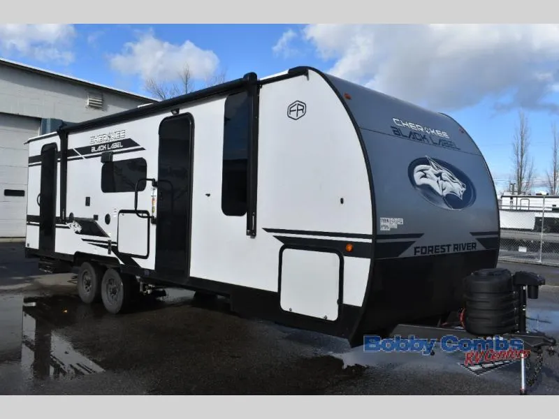 2026 Forest River Cherokee Grey Wolf Black Label 23DBHBL - Photo 2