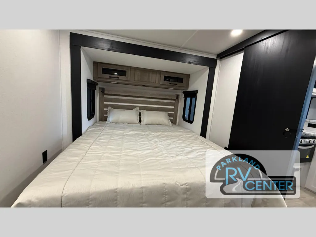 2027 Forest River Solaire 3300FLBS, Photos photo 35