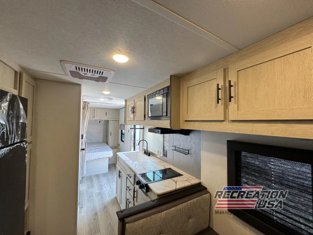 2026 Shasta RVs i-5 Edition 521CK, Photos photo 12