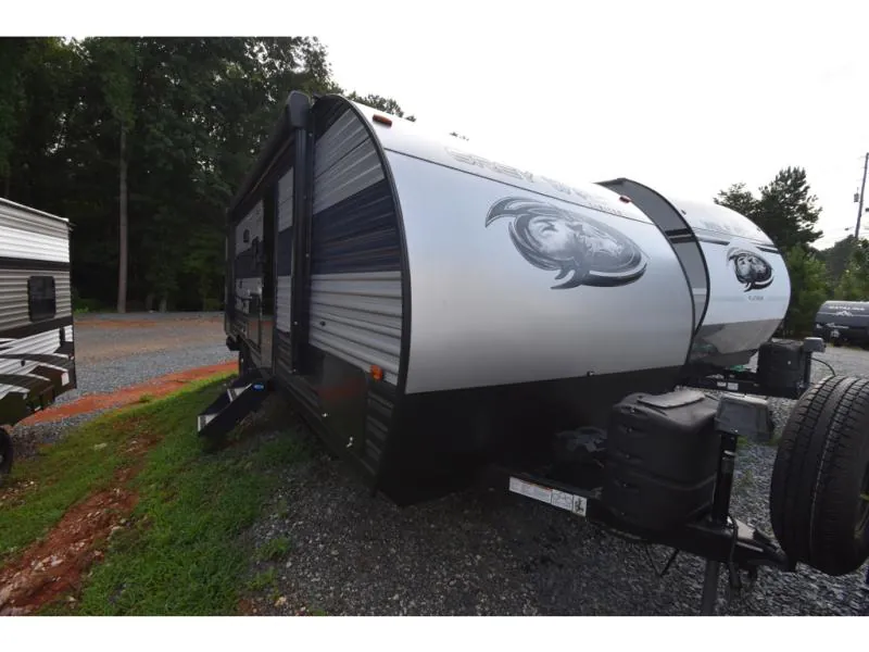 2022 Forest River Cherokee Grey Wolf 23DBH - Photo 2