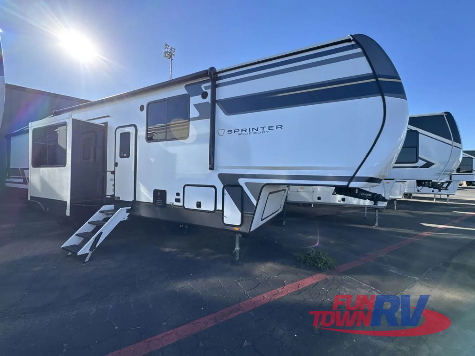 2026 Keystone Sprinter 3800FLB - Photo 3