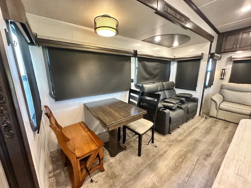 2021 Forest River Cedar Creek Hathaway Edition 38FBD — Photo 5
